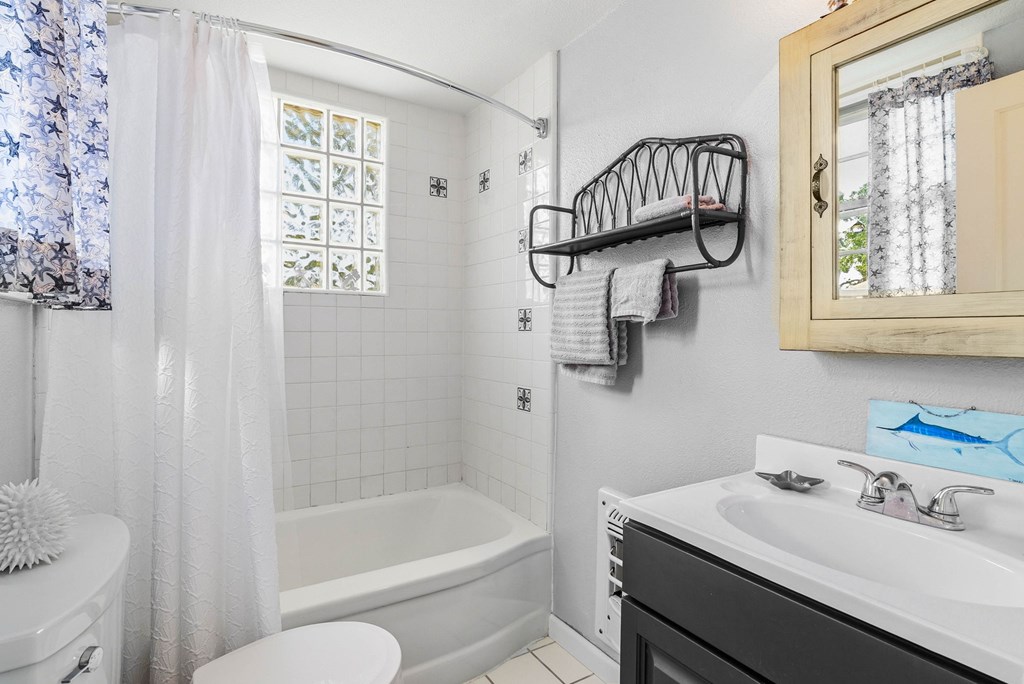 333 Camellia Dr
