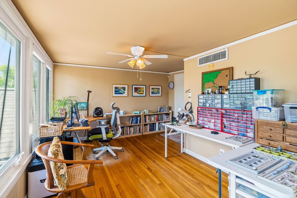 333 Camellia Dr