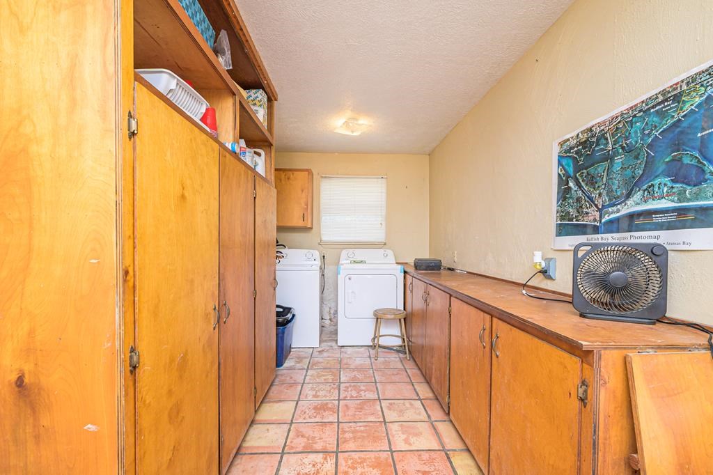 164 Fourth St