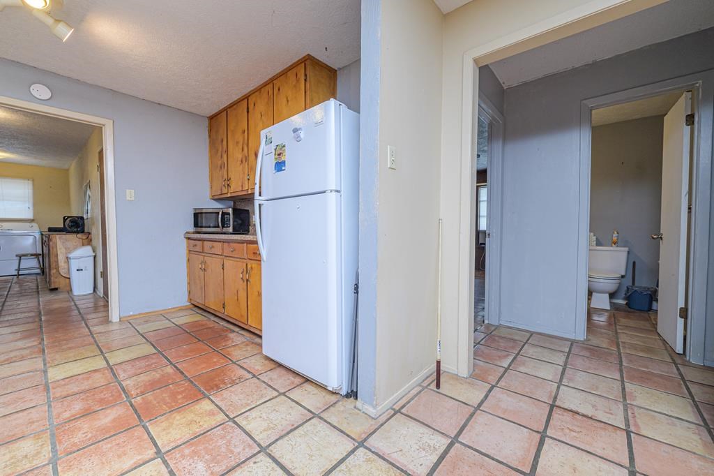 164 Fourth St