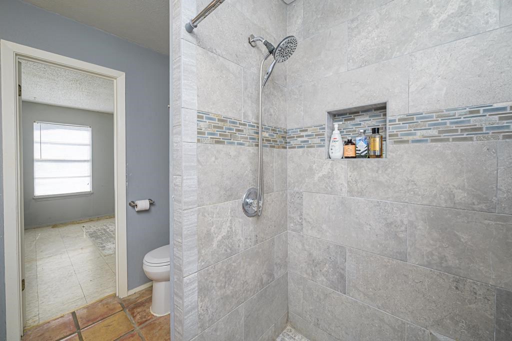 164 Fourth St