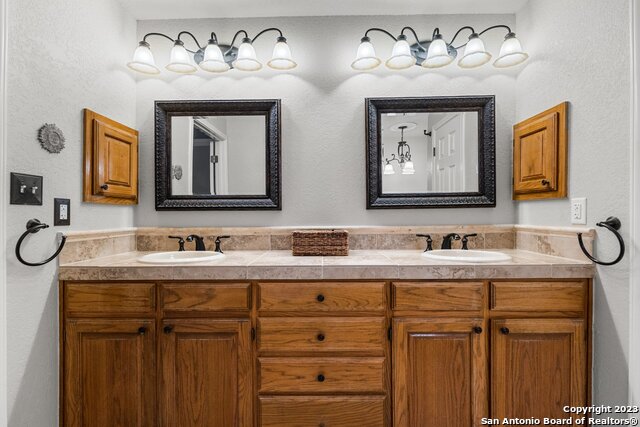 109 Sage Oaks Trail