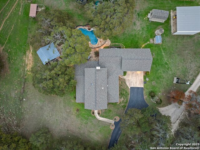 109 Sage Oaks Trail