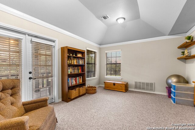 109 Sage Oaks Trail