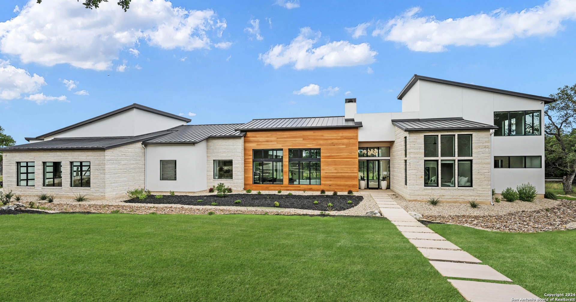 105 Overlook