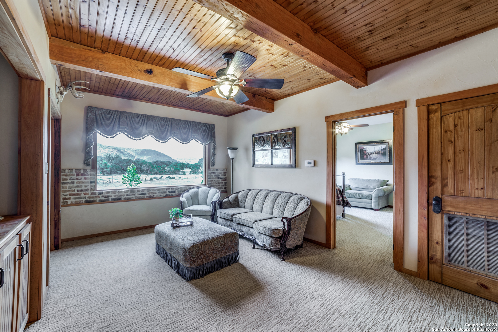 5214 US Highway 83 N