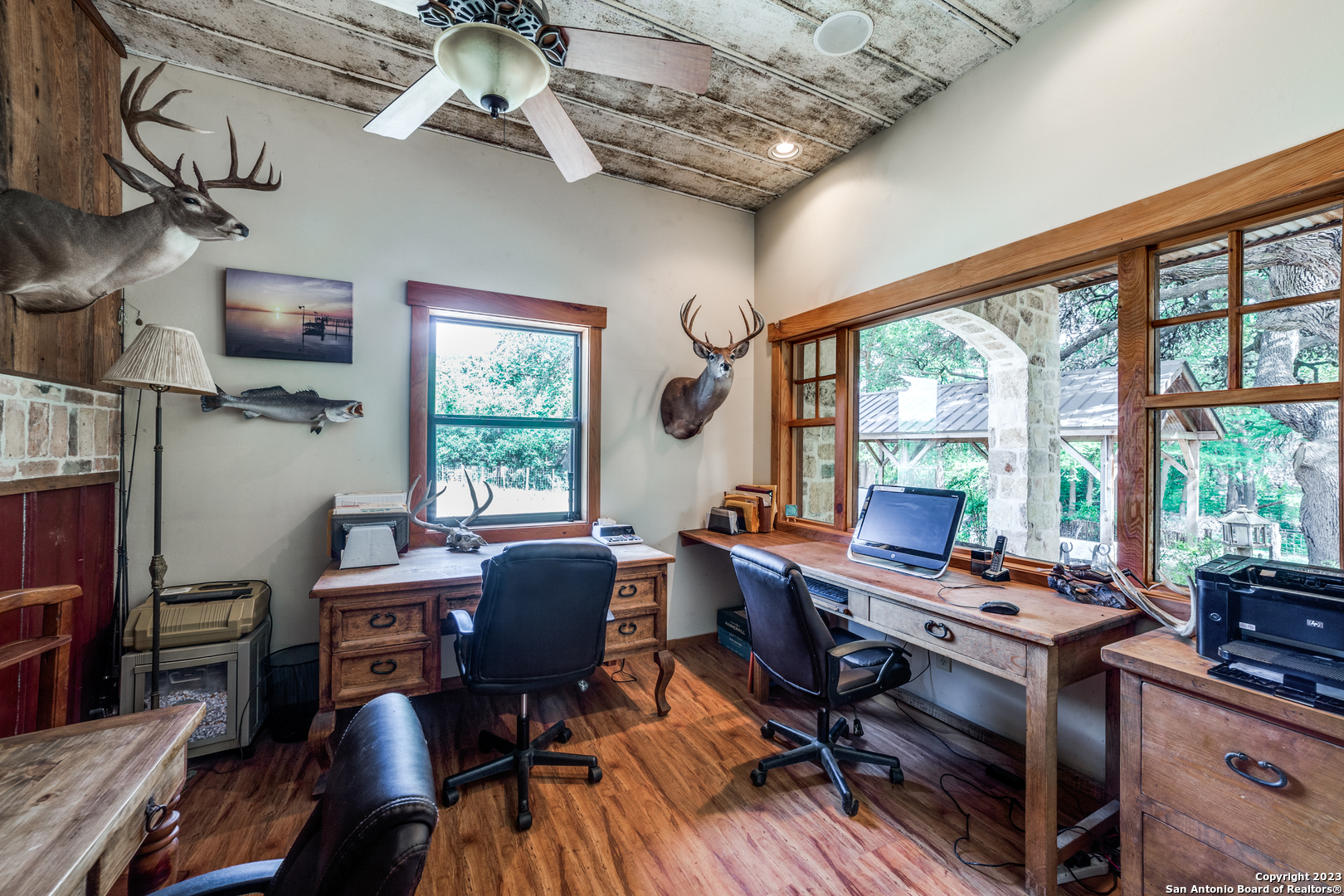 5214 US Highway 83 N
