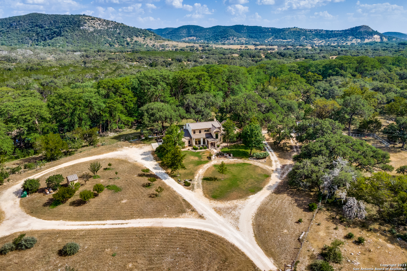5214 US Highway 83 N