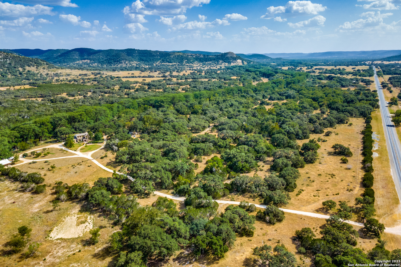 5214 US Highway 83 N