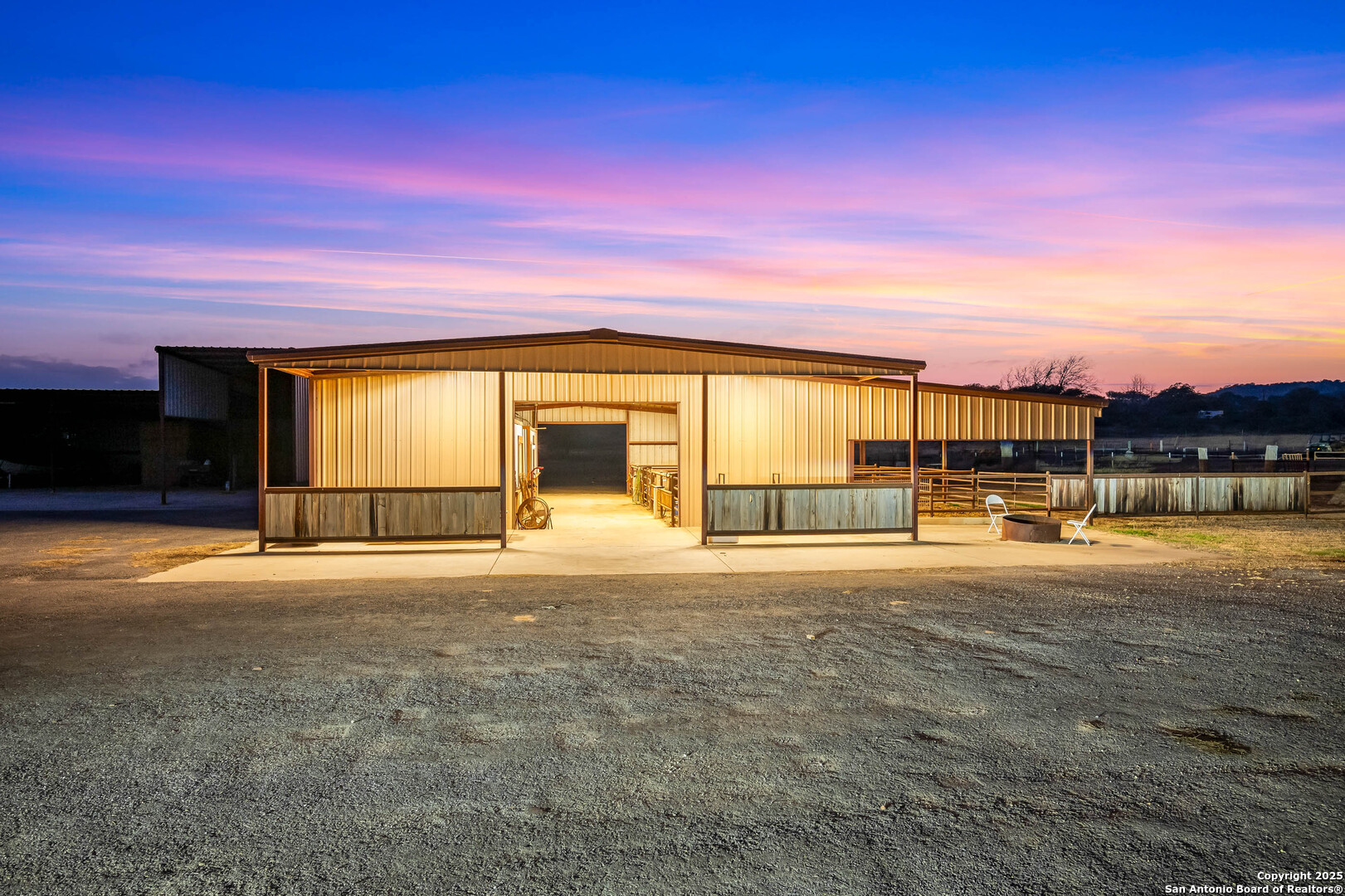 3065 CYPRESS CREEK RD