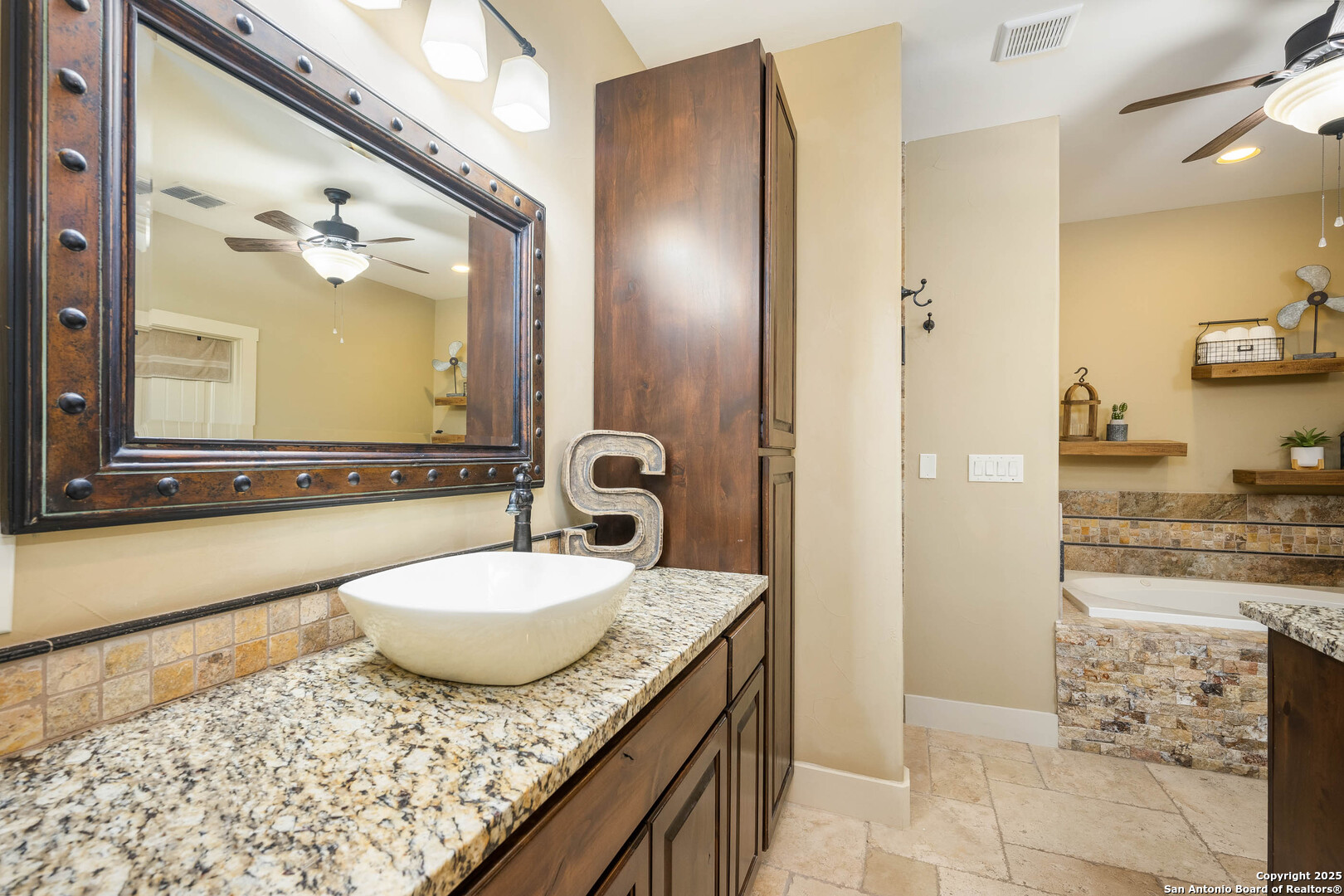 3065 CYPRESS CREEK RD