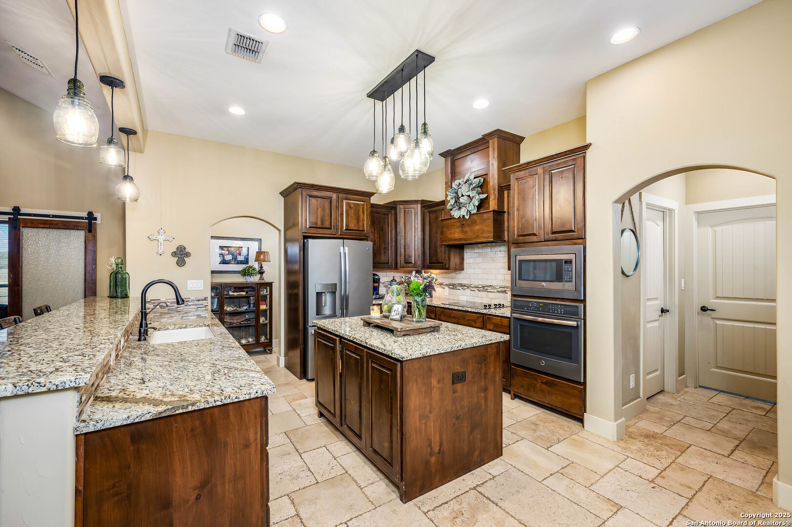 3065 CYPRESS CREEK RD