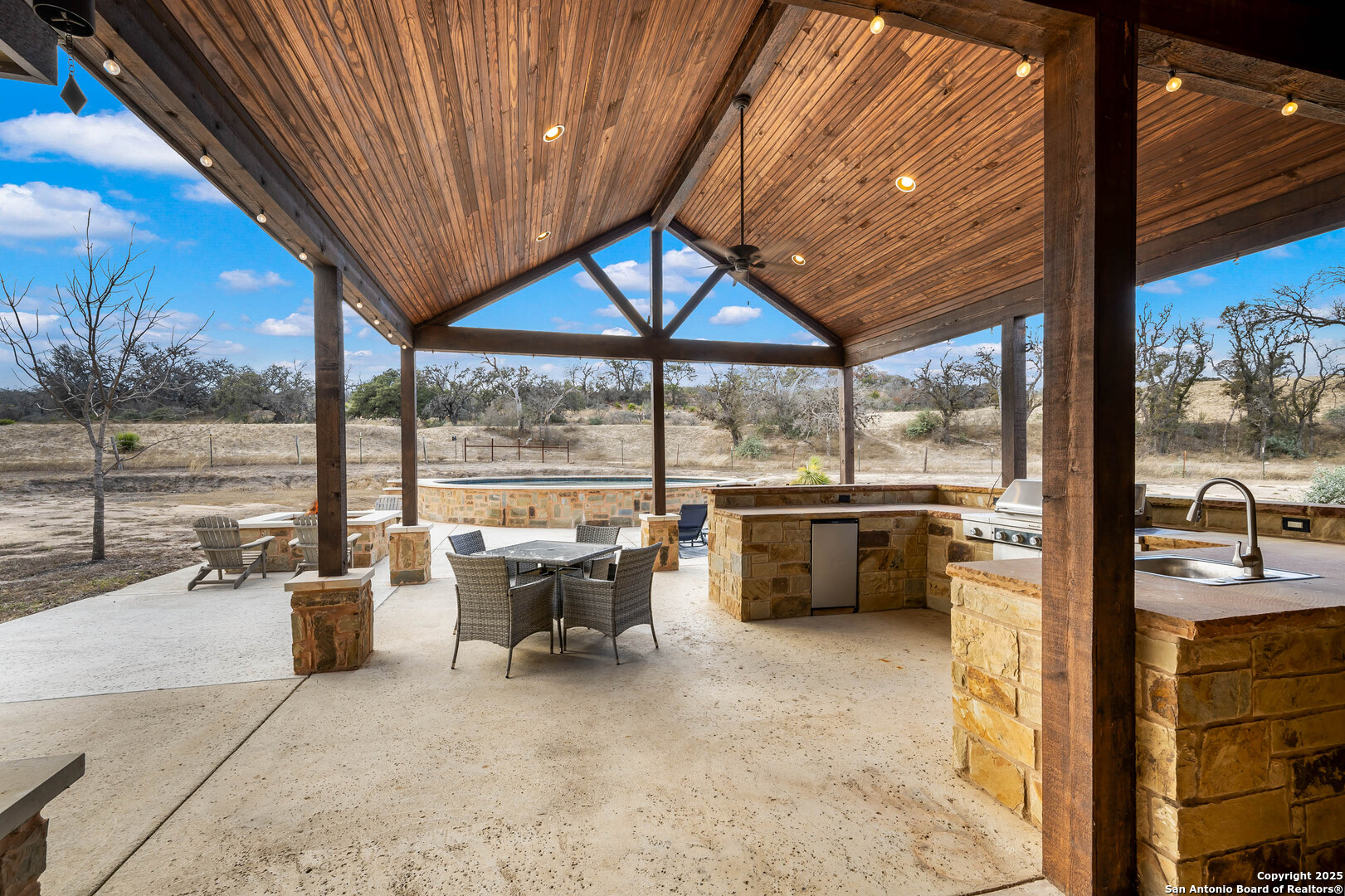 3065 CYPRESS CREEK RD
