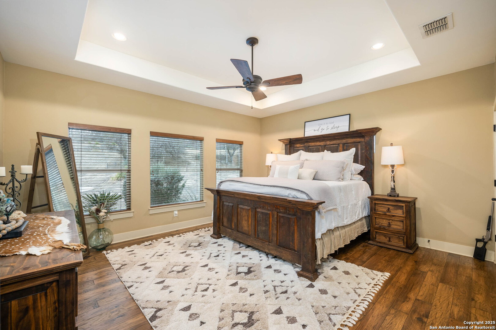 3065 CYPRESS CREEK RD