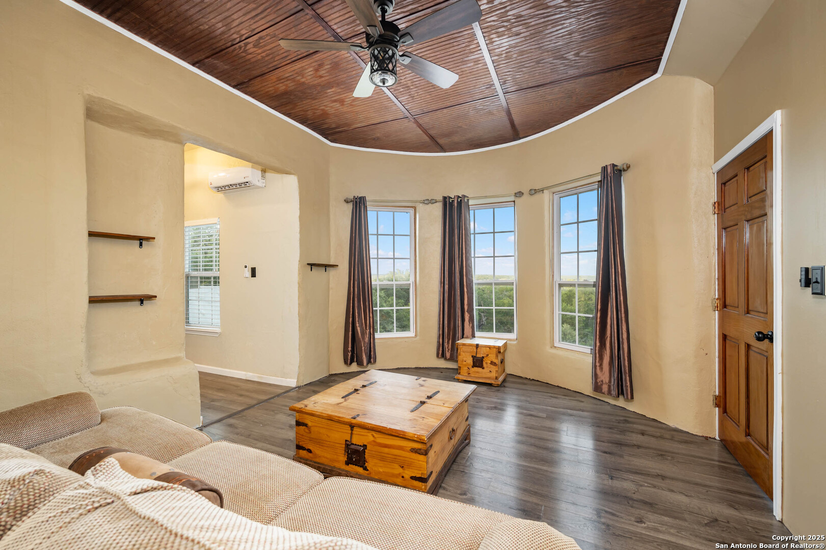 10655 rebecca creek