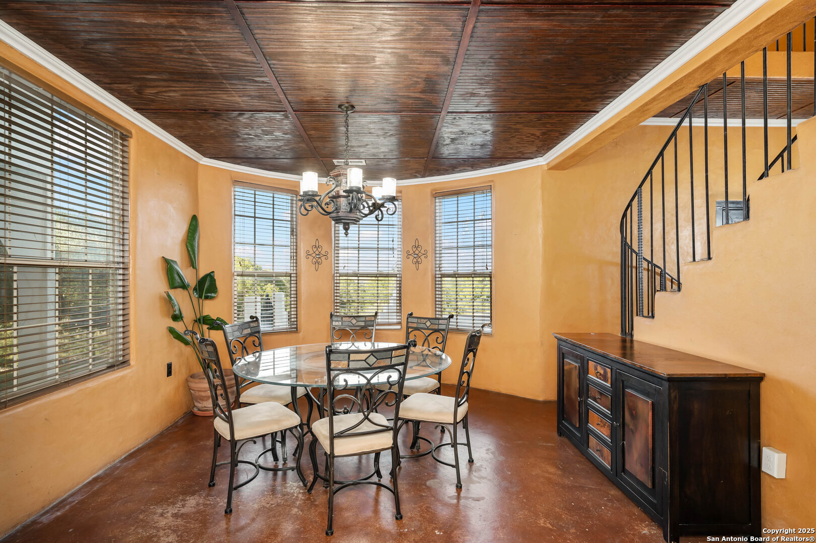 10655 rebecca creek