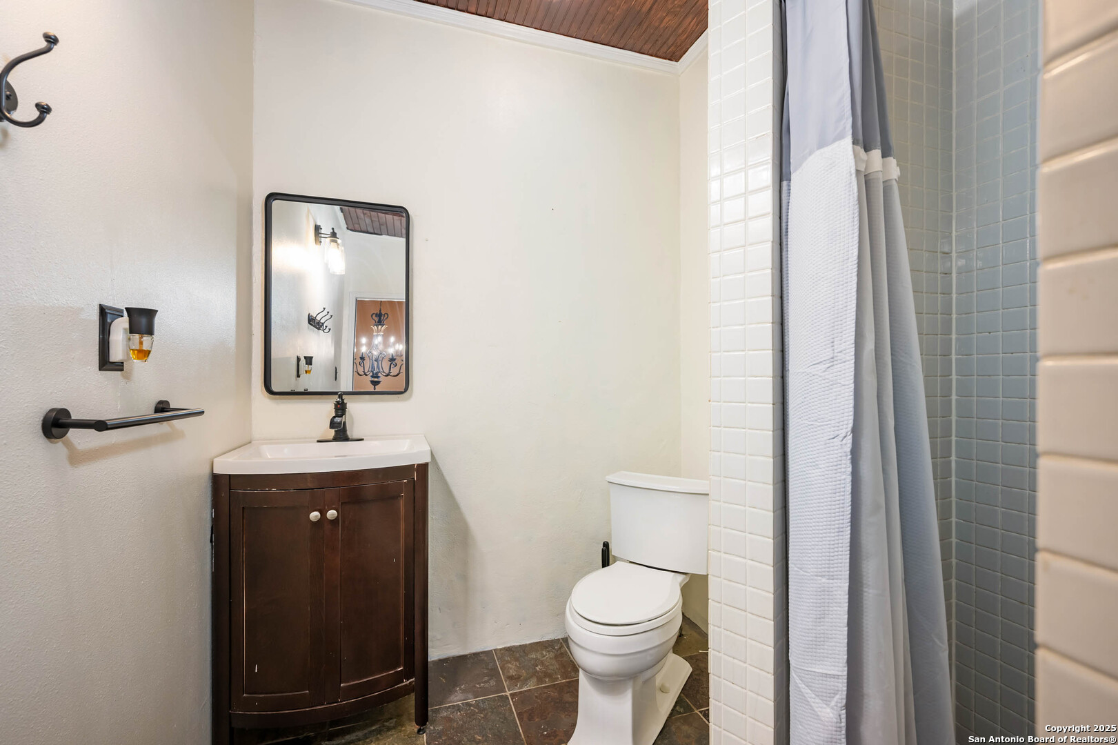 10655 rebecca creek