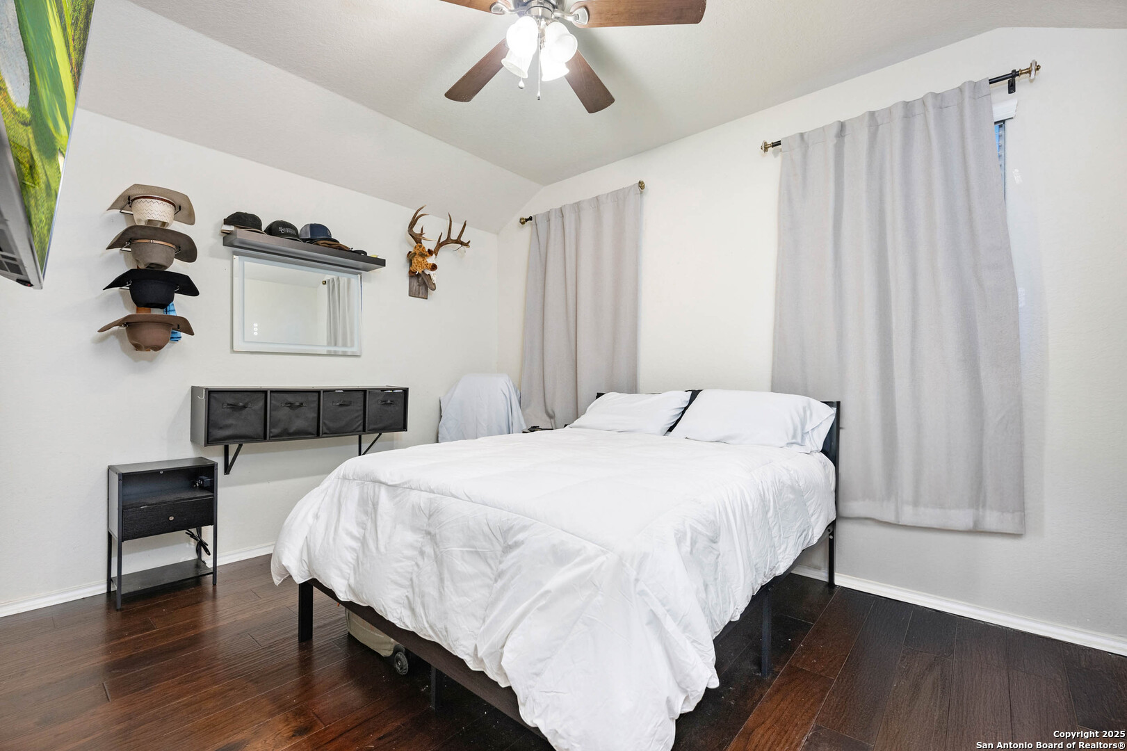 7415 Valle Mission