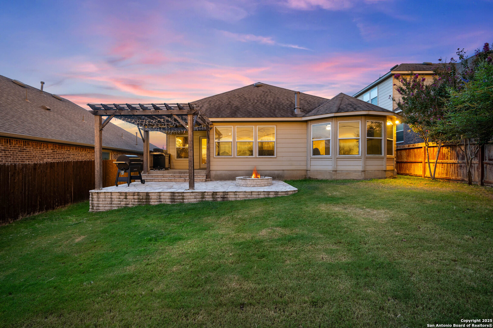7415 Valle Mission