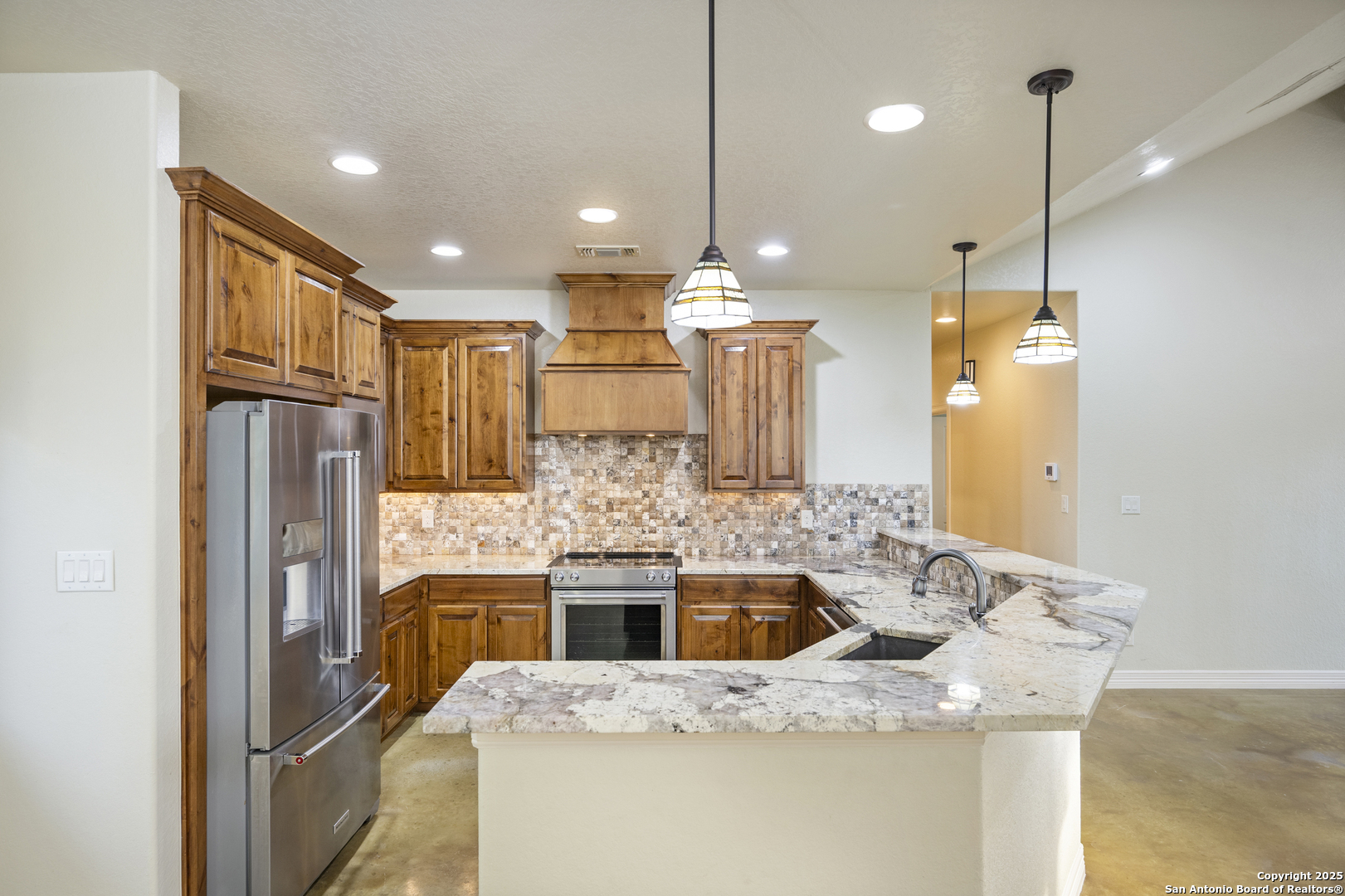 103 Oak Forest