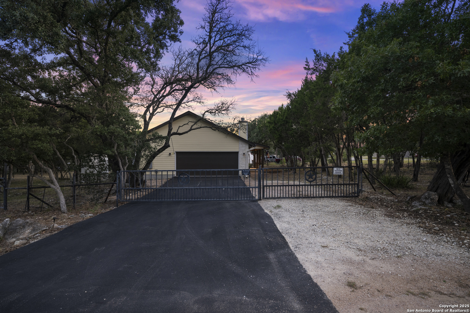 103 Oak Forest