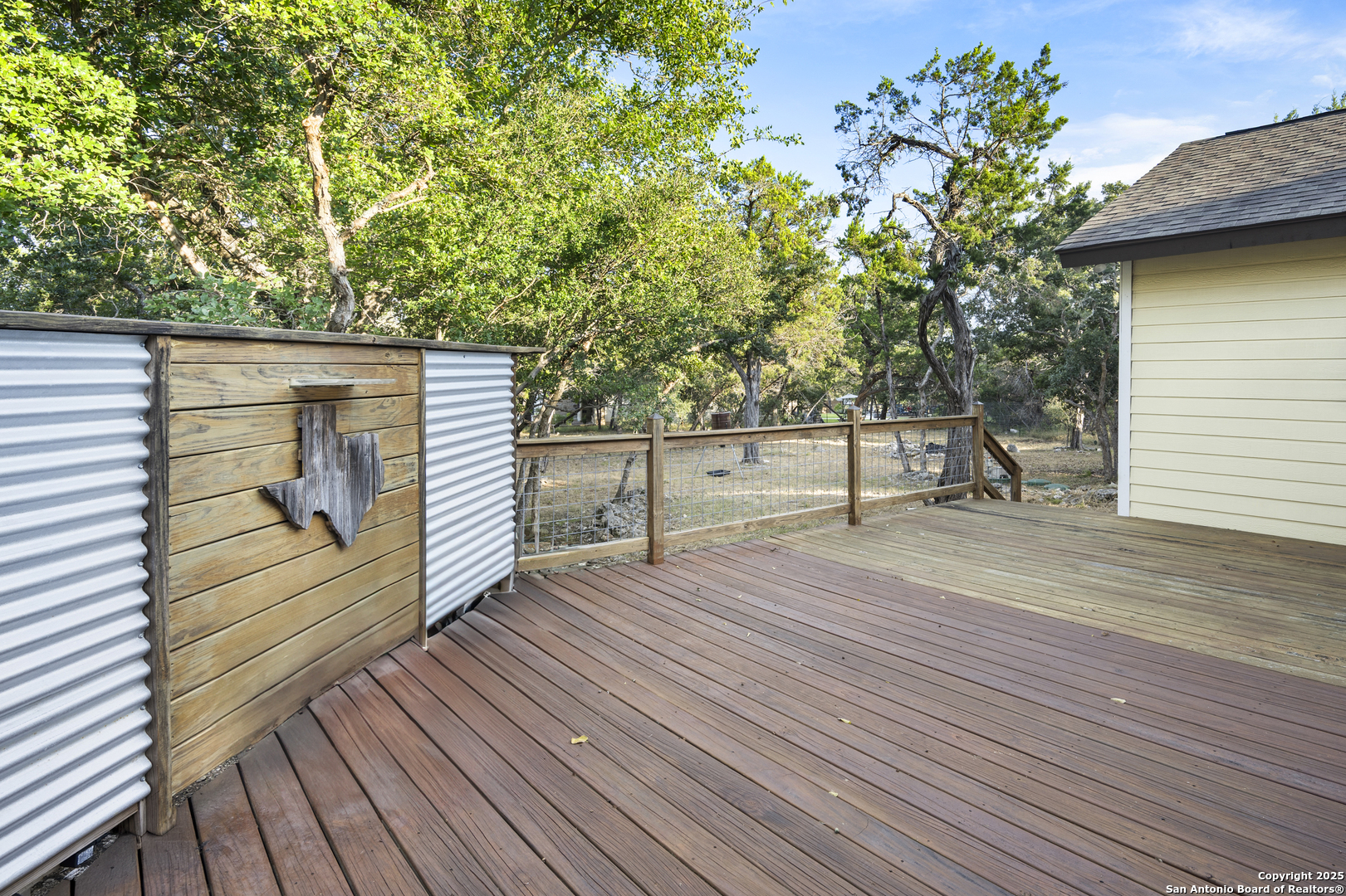 103 Oak Forest