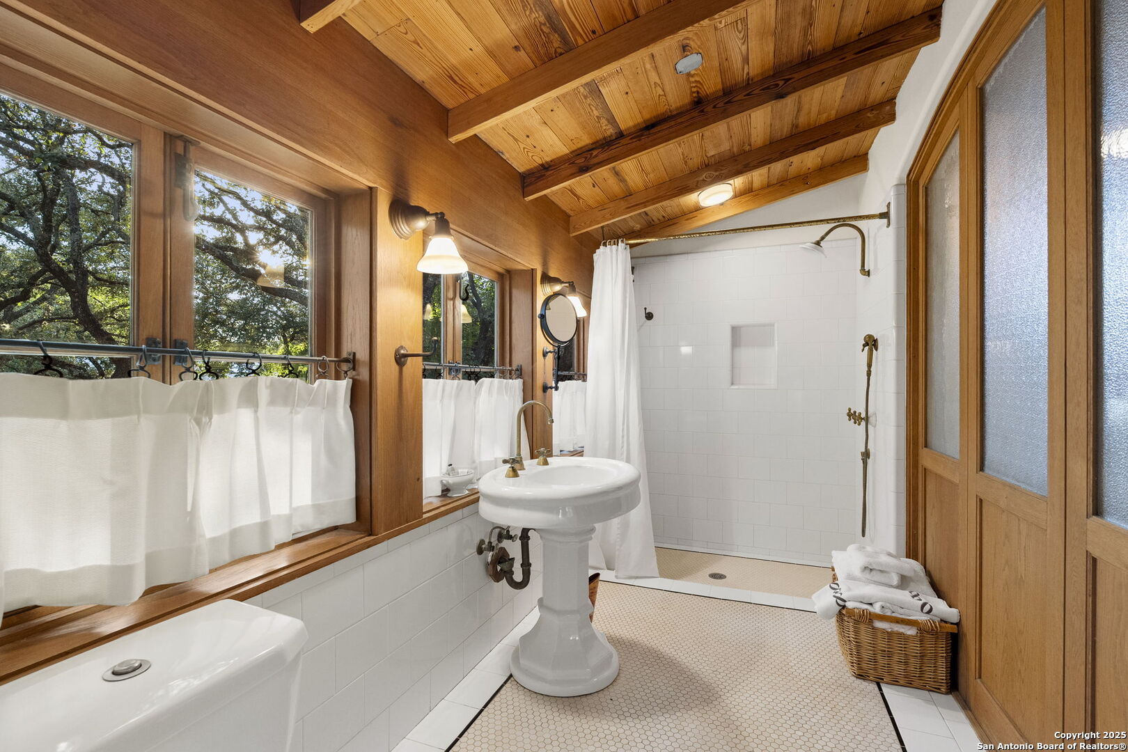 317 Limestone Creek