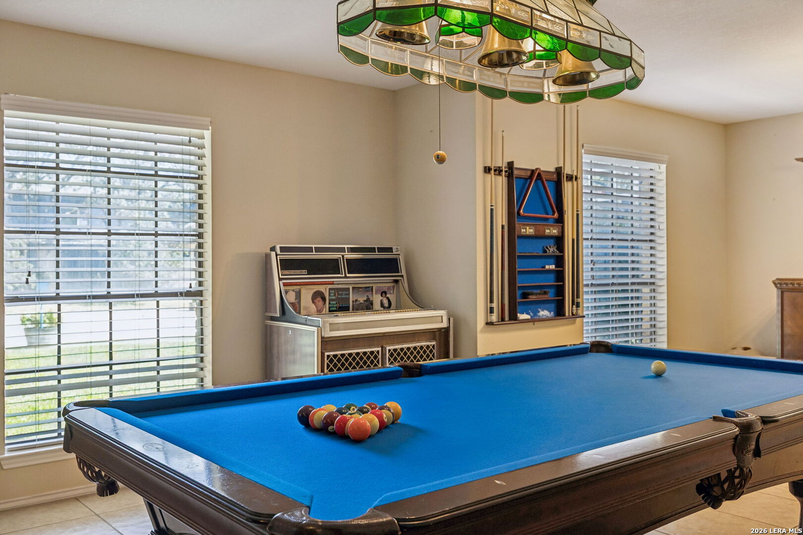 2131 Oak Peak