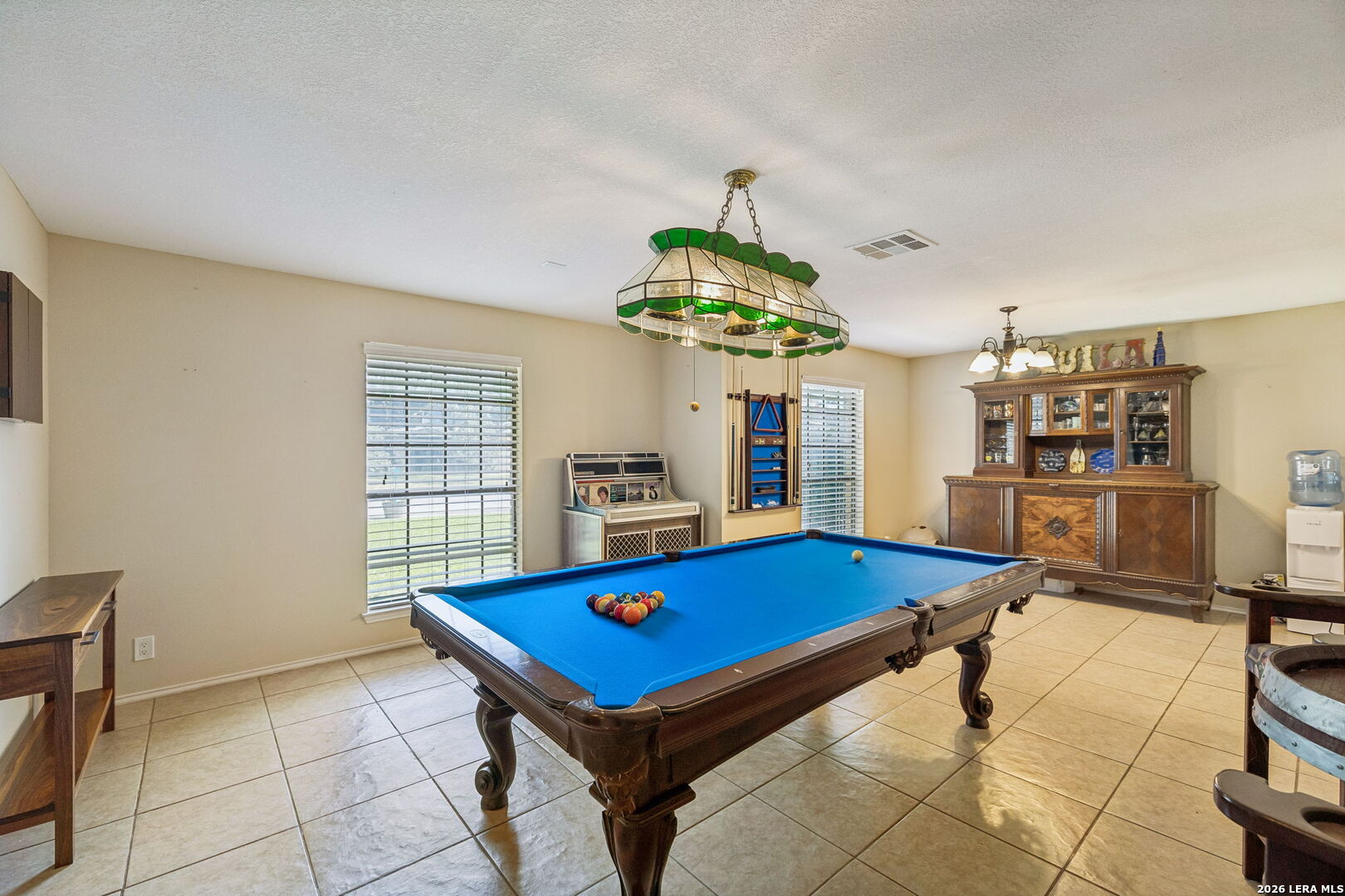 2131 Oak Peak