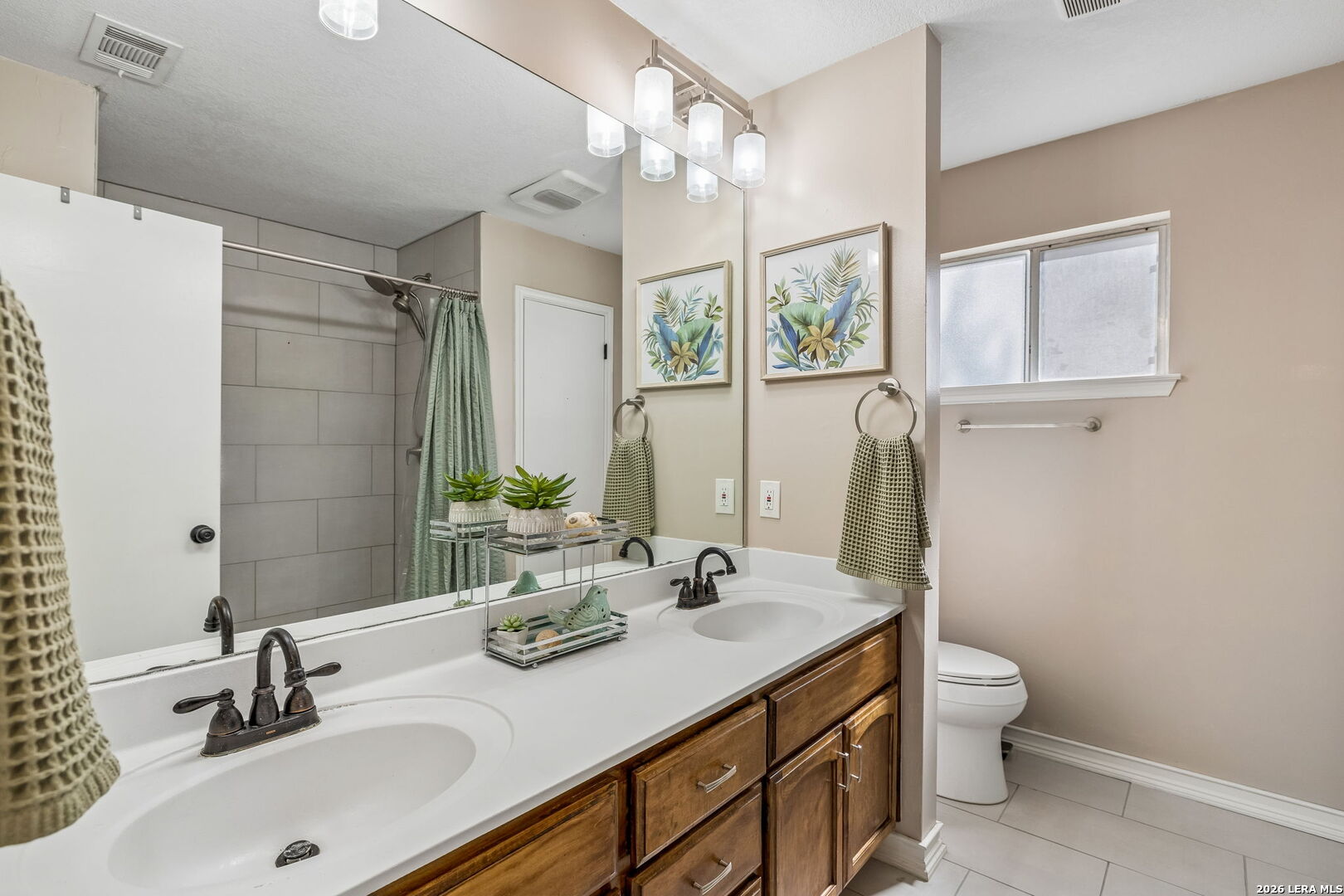 2131 Oak Peak