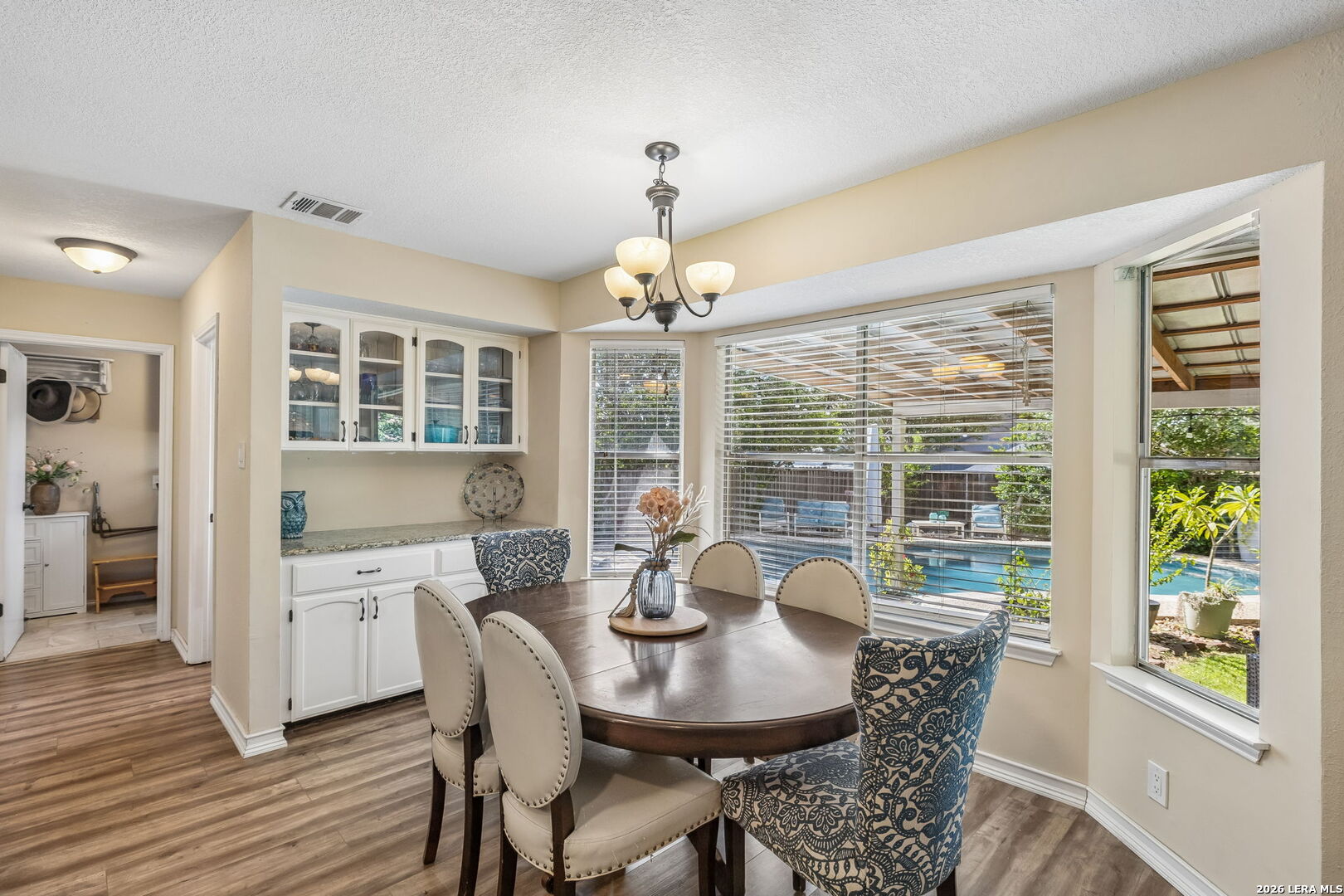 2131 Oak Peak