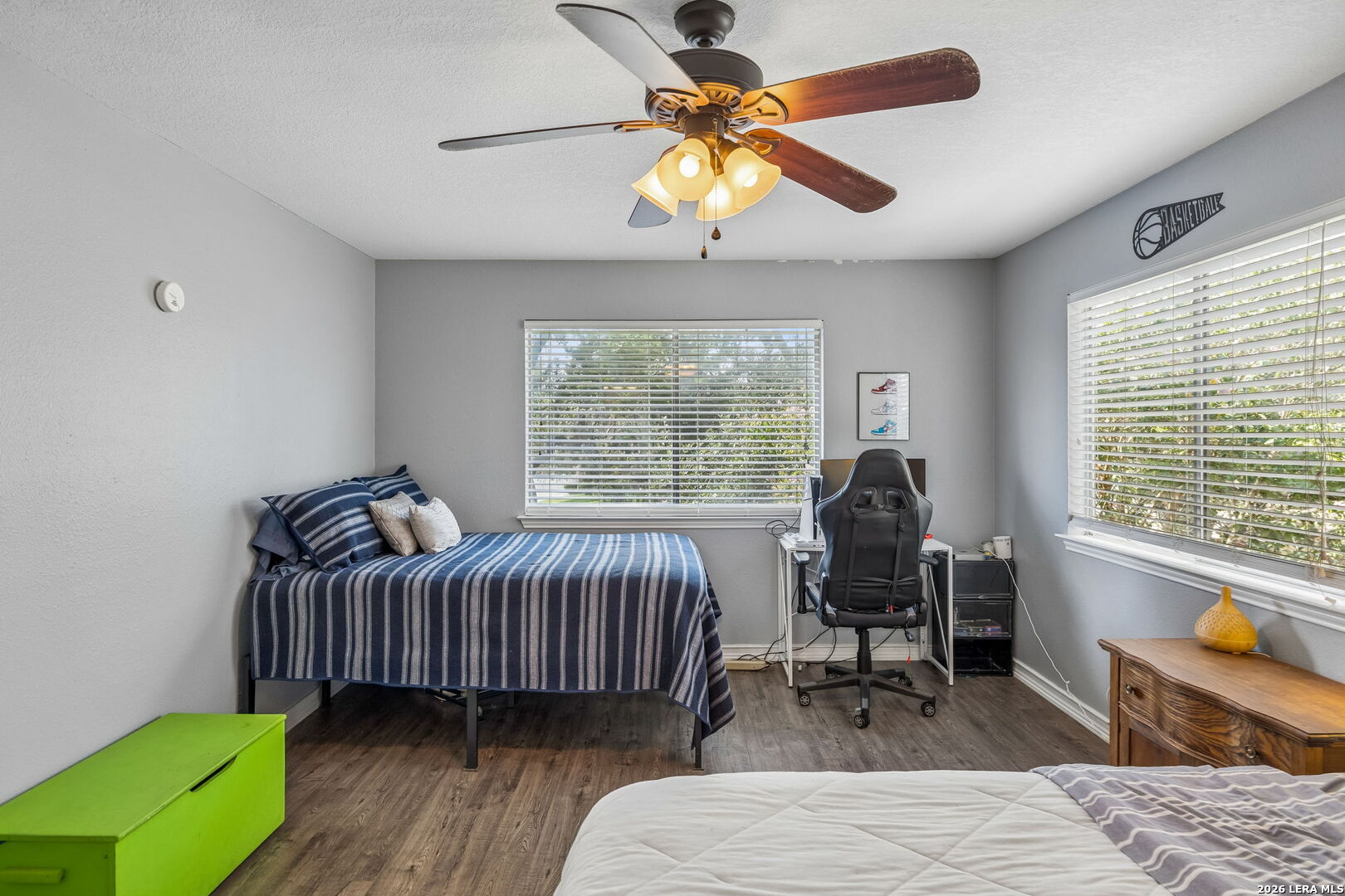 2131 Oak Peak