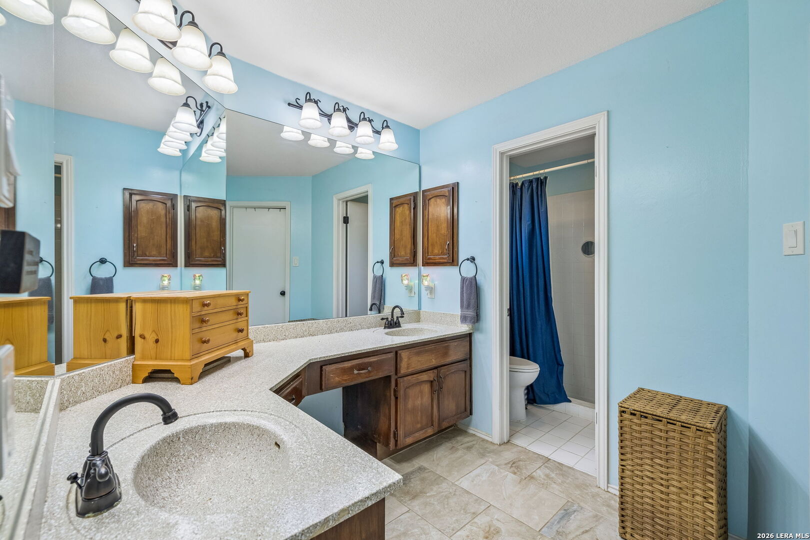 2131 Oak Peak