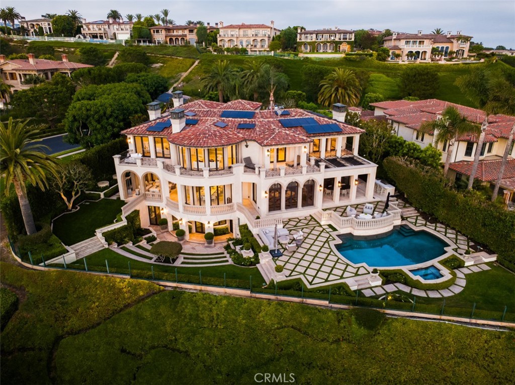 22 Pelican Crest Drive