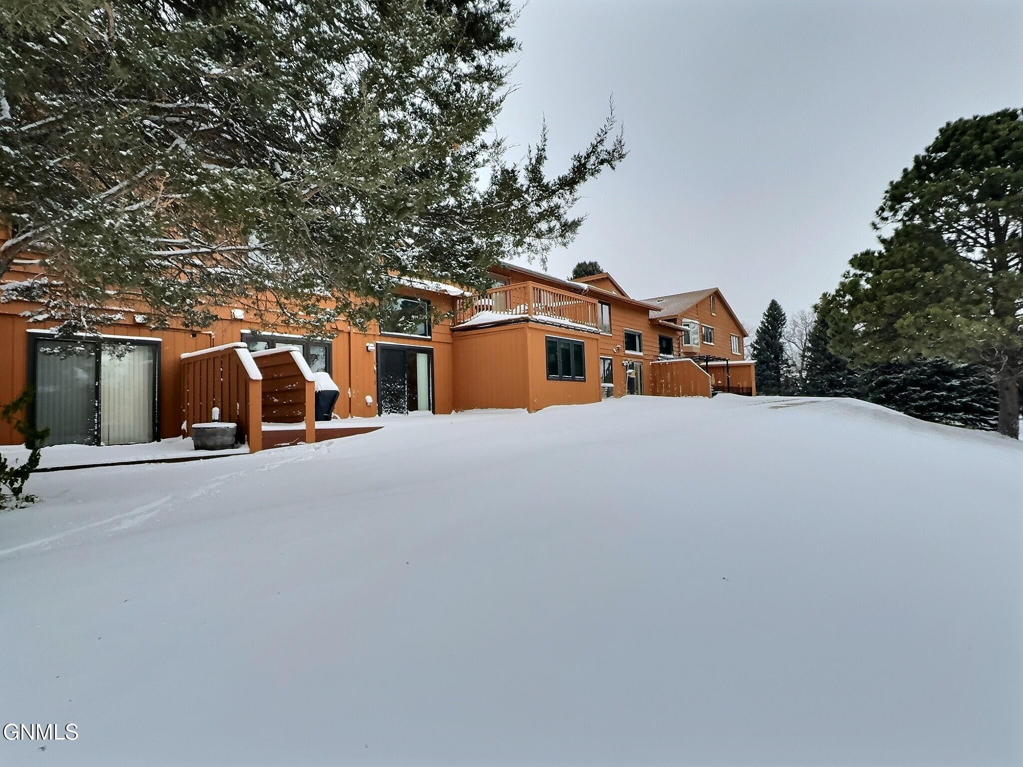 3103 Winnipeg Drive