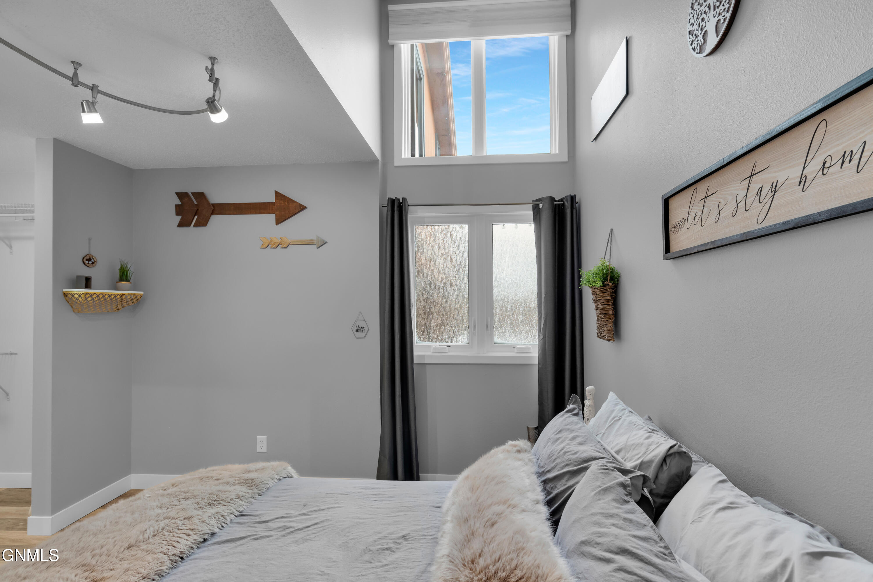 3103 Winnipeg Drive