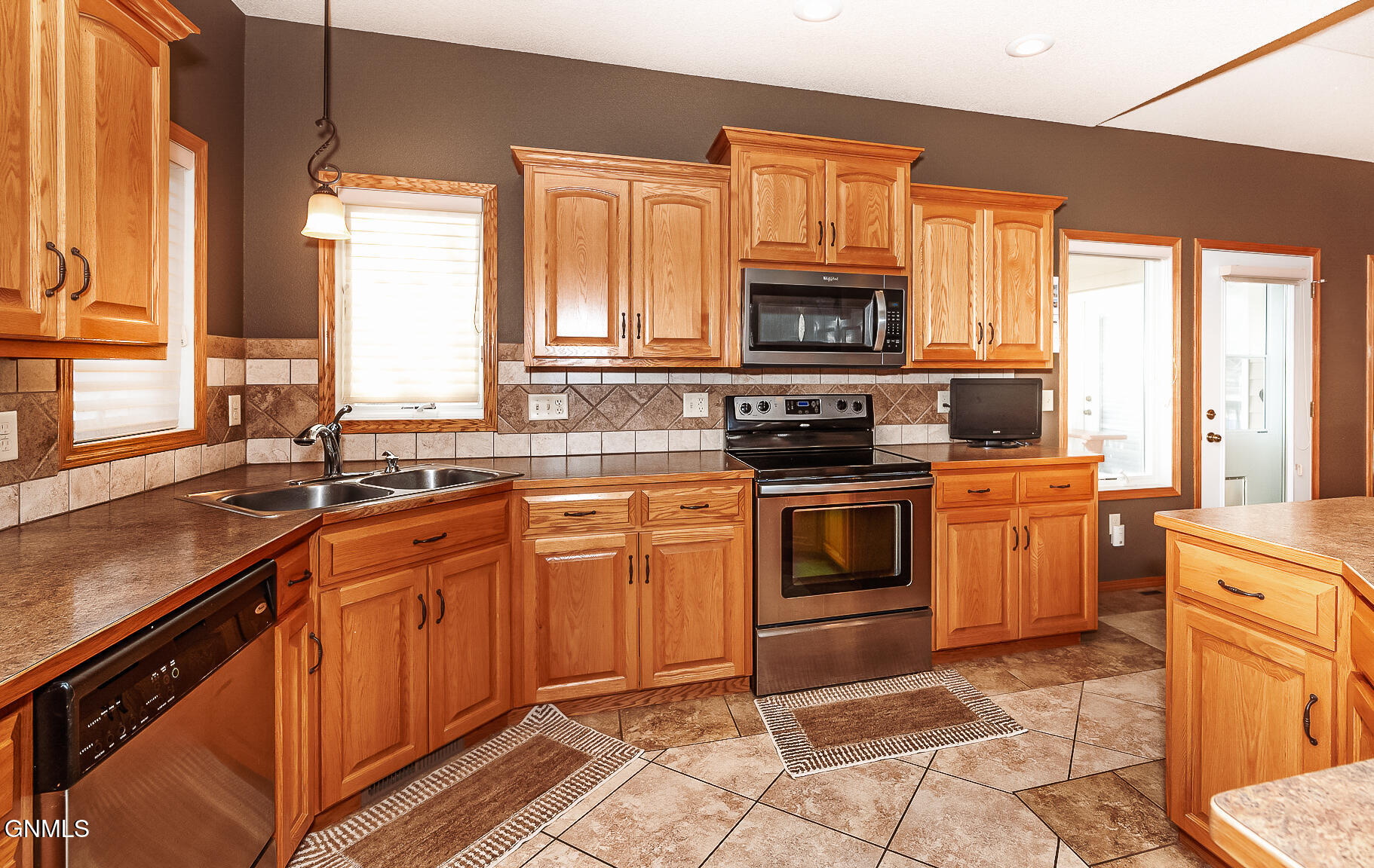 3445 Thunderbird Lane