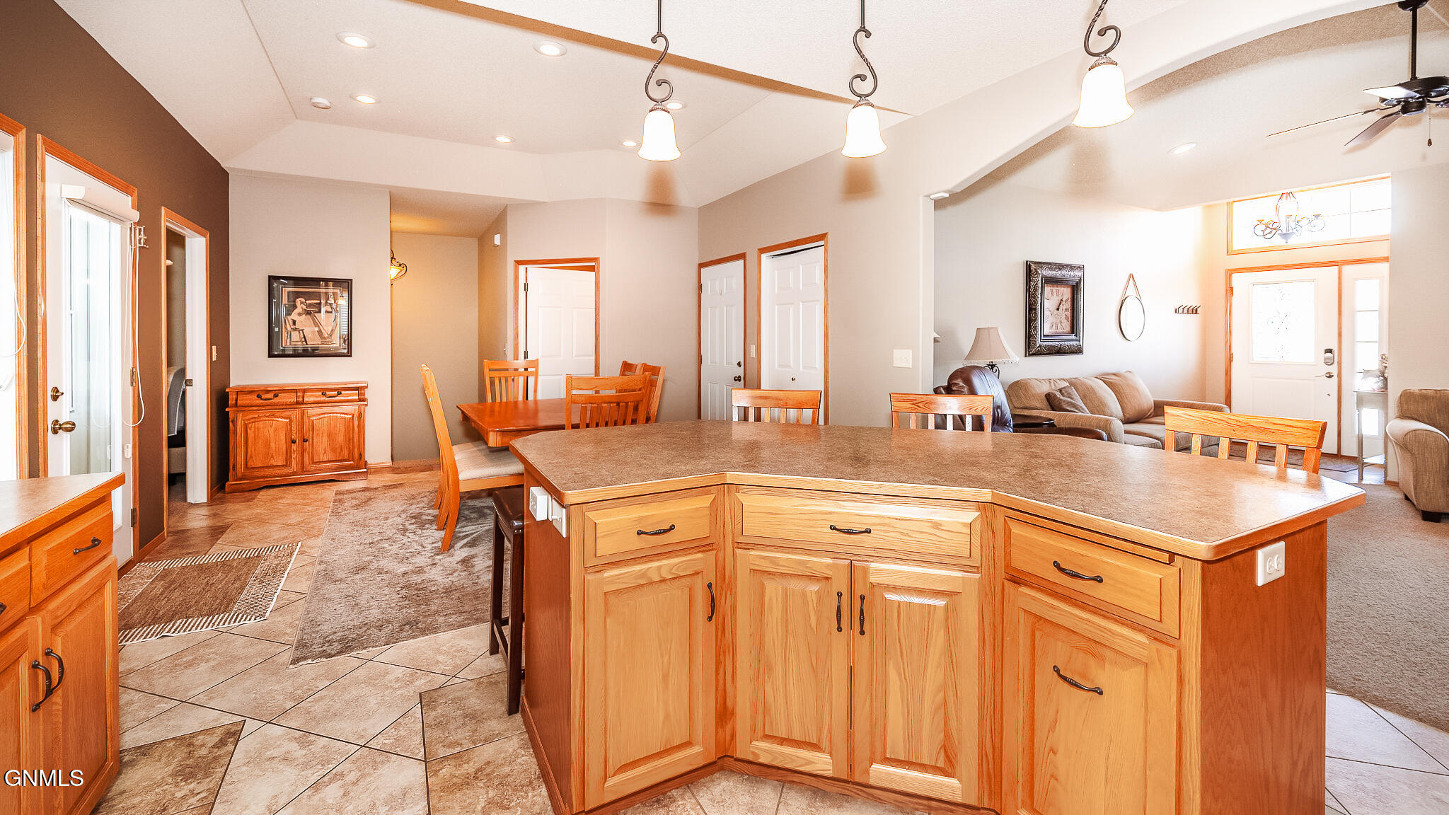 3445 Thunderbird Lane