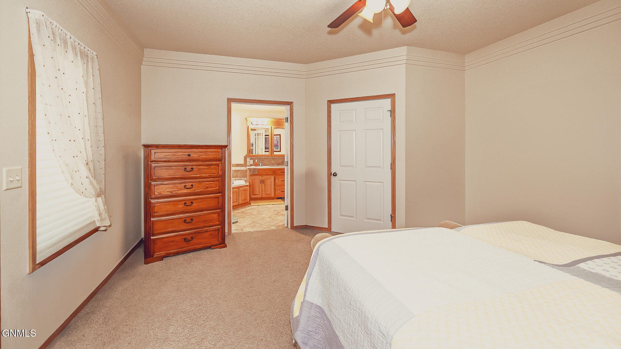 3445 Thunderbird Lane