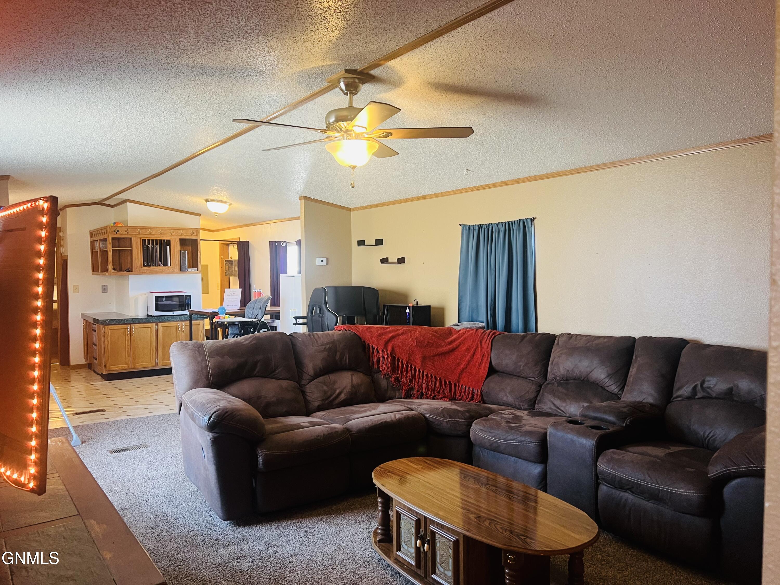 805 3rd Street SE