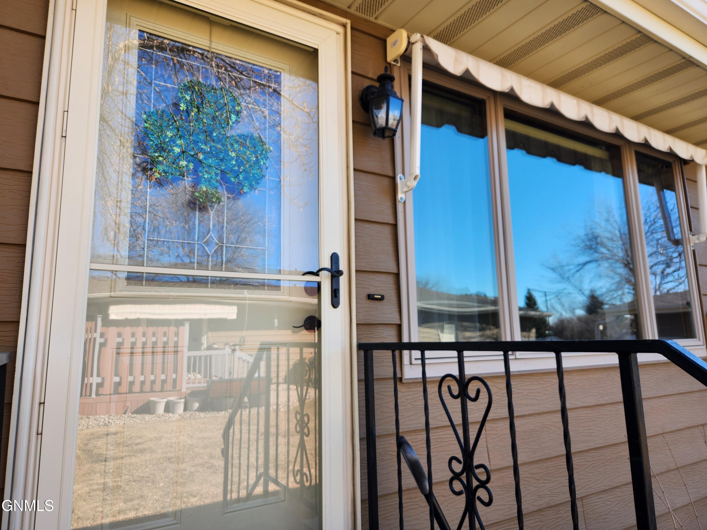106 E Brandon Drive