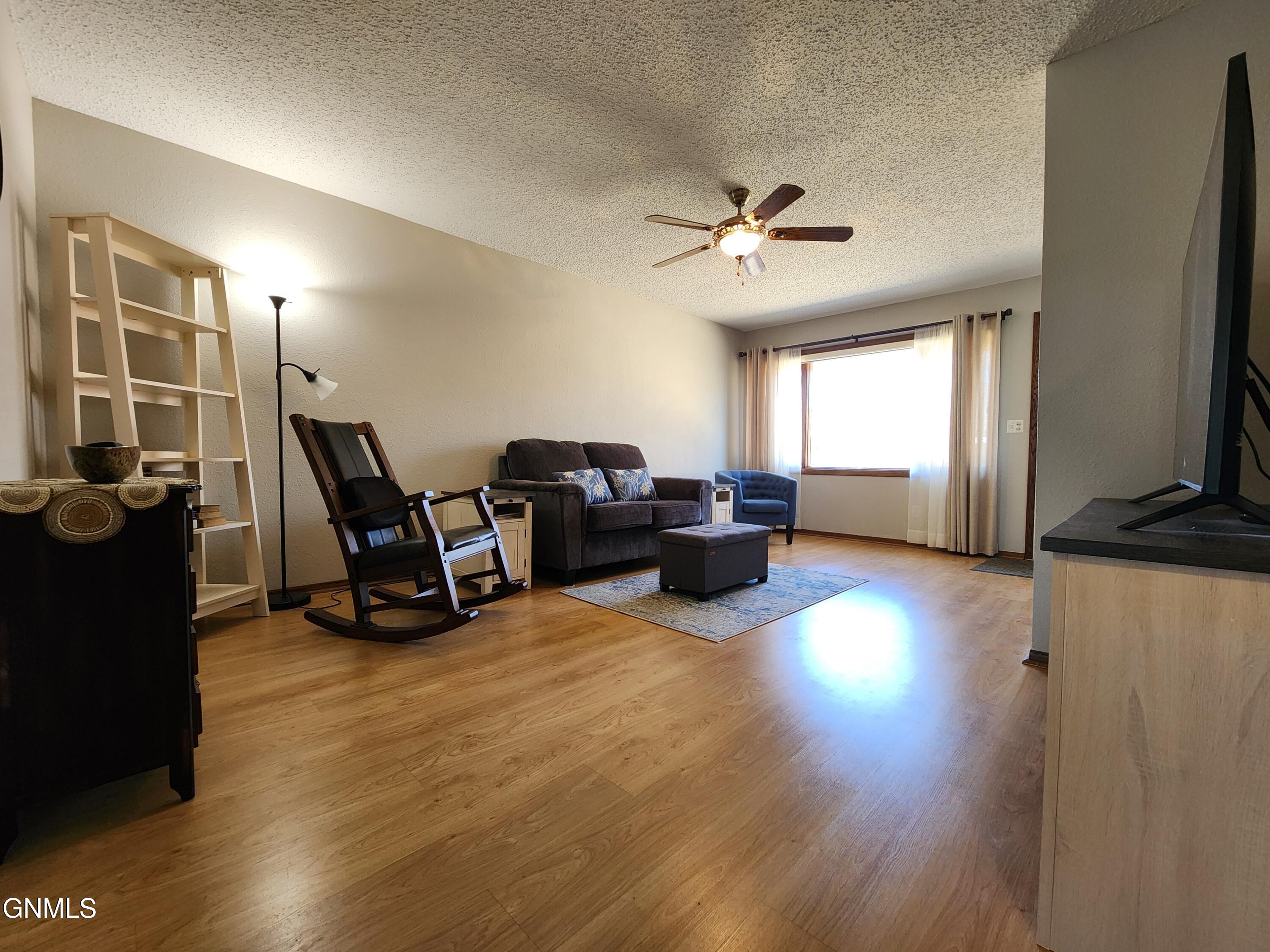 106 E Brandon Drive