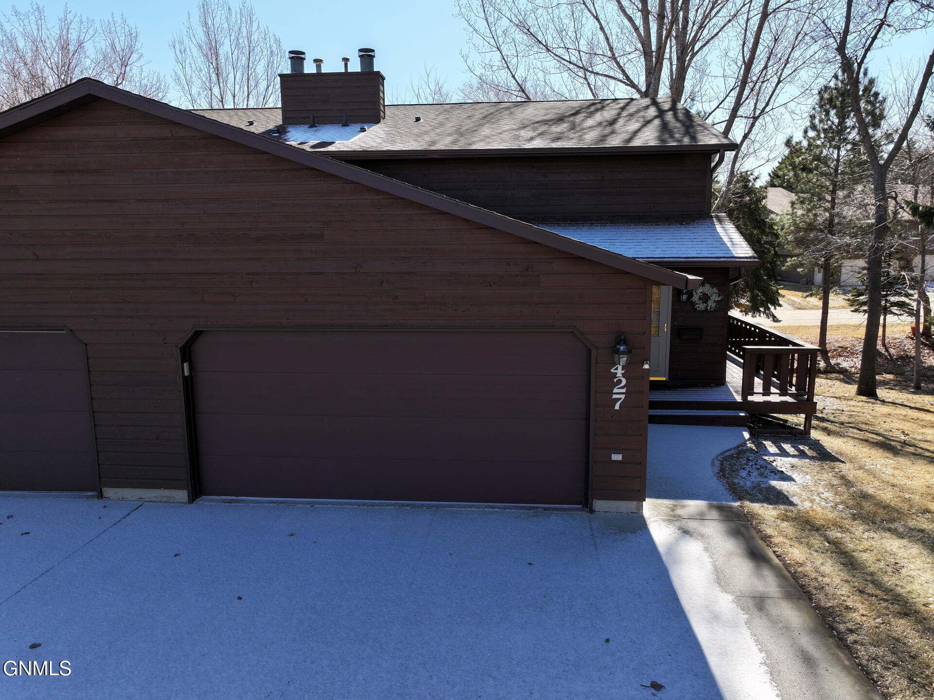 427 Brandon Drive E