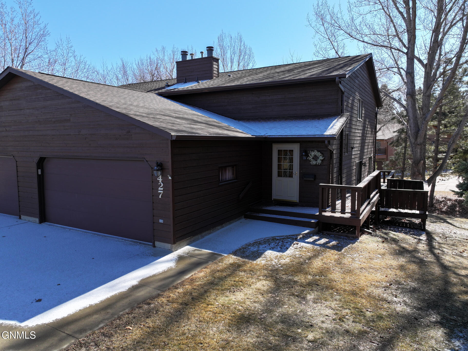 427 Brandon Drive E