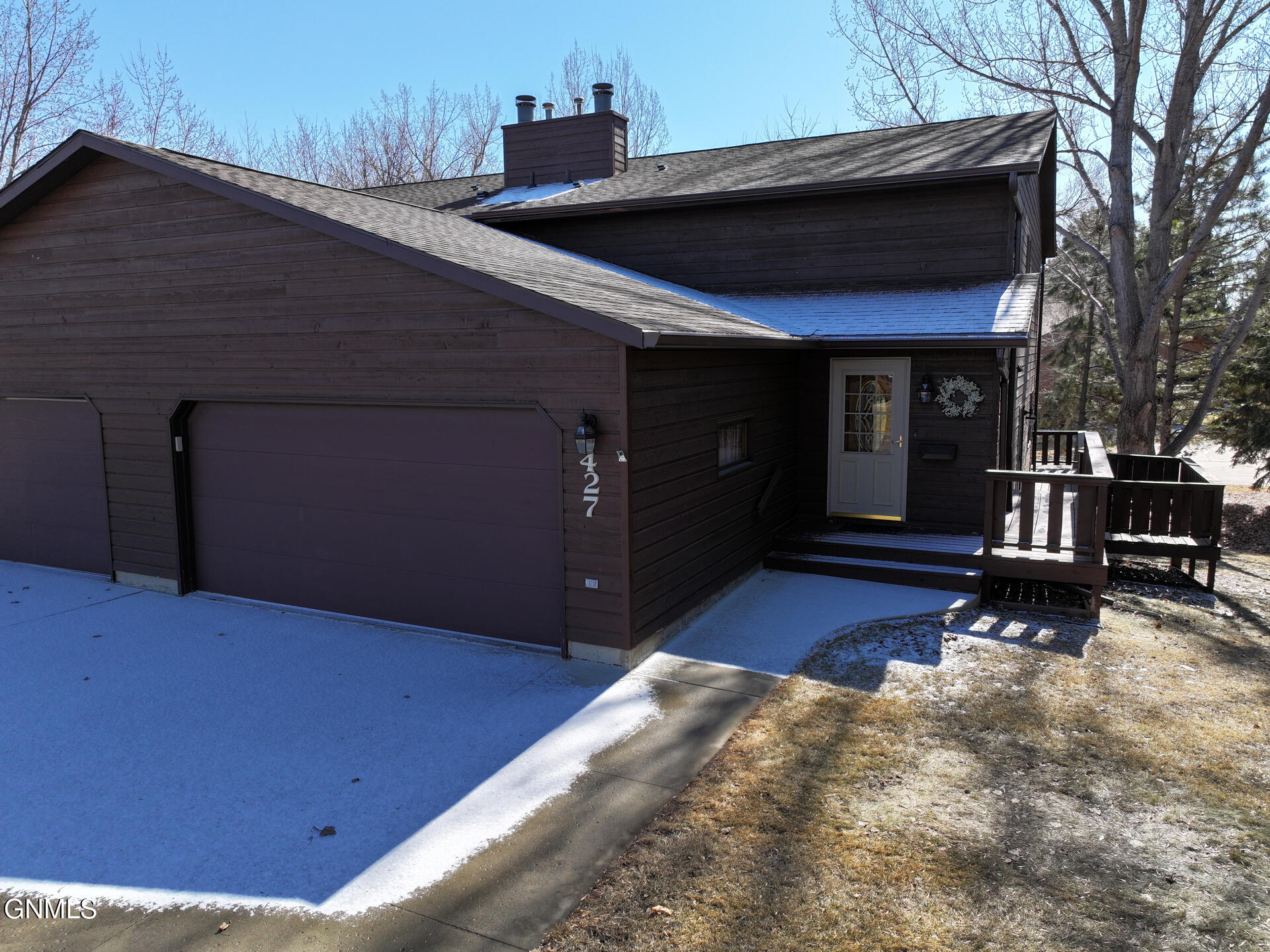 427 Brandon Drive E