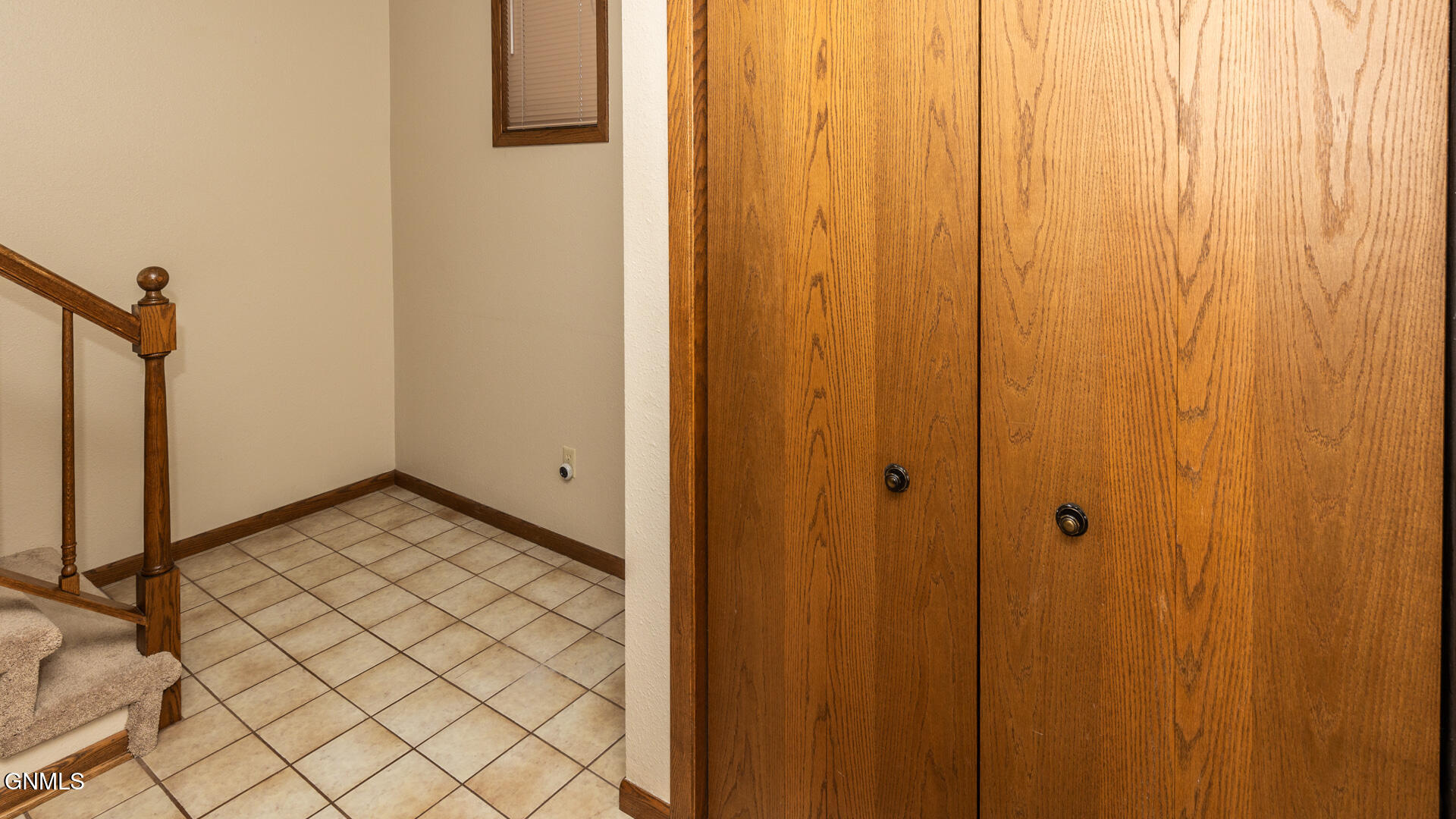 427 Brandon Drive E