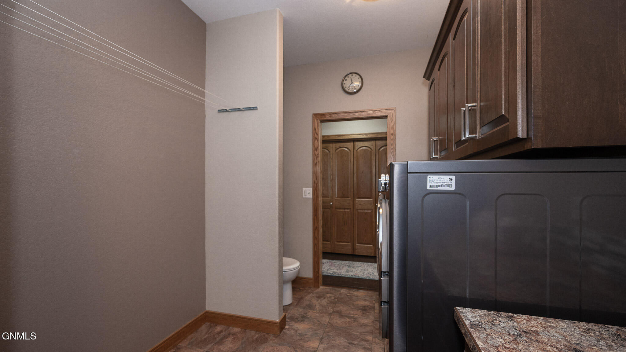 3727 Pebbleview Circle
