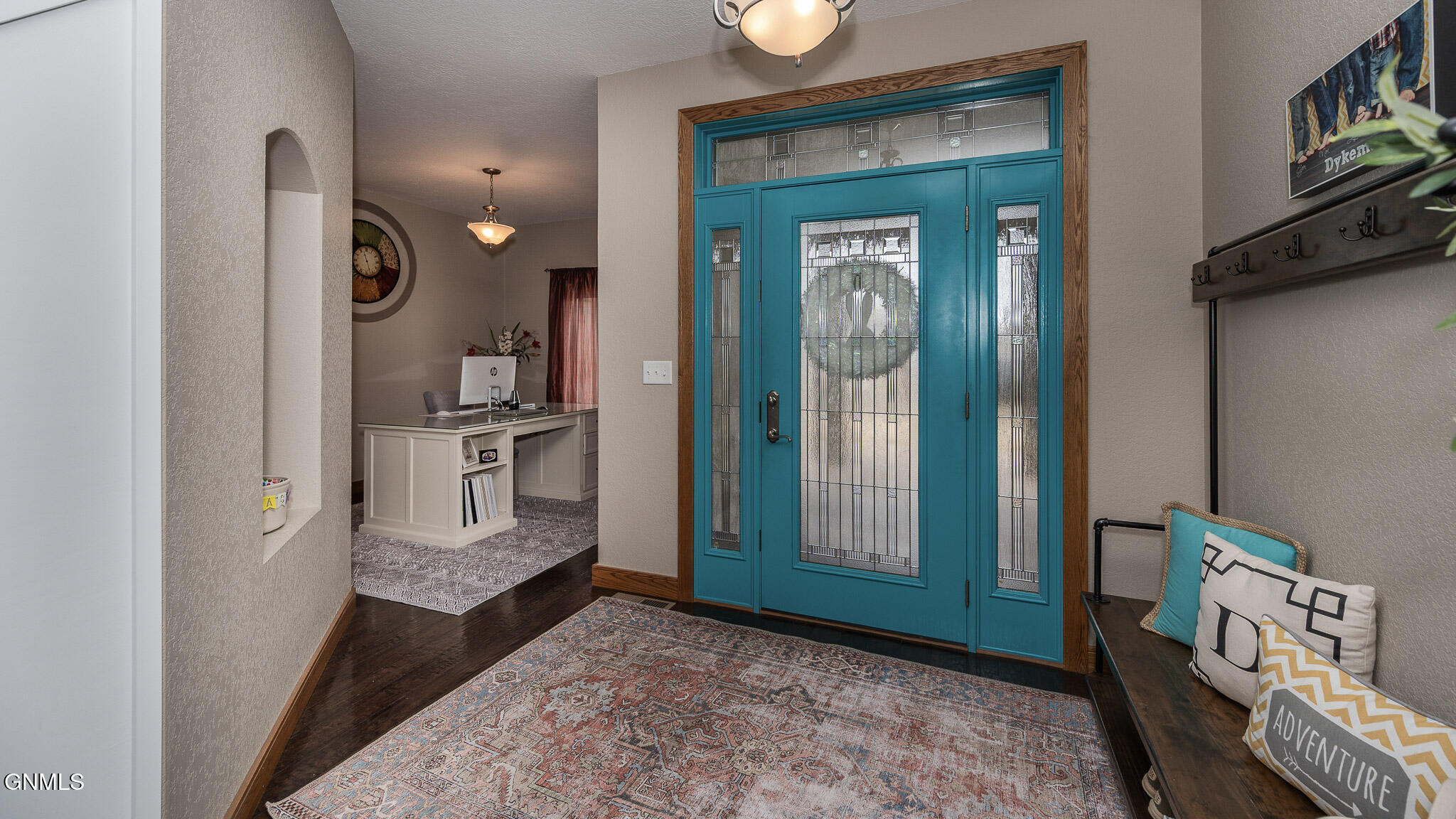 3727 Pebbleview Circle