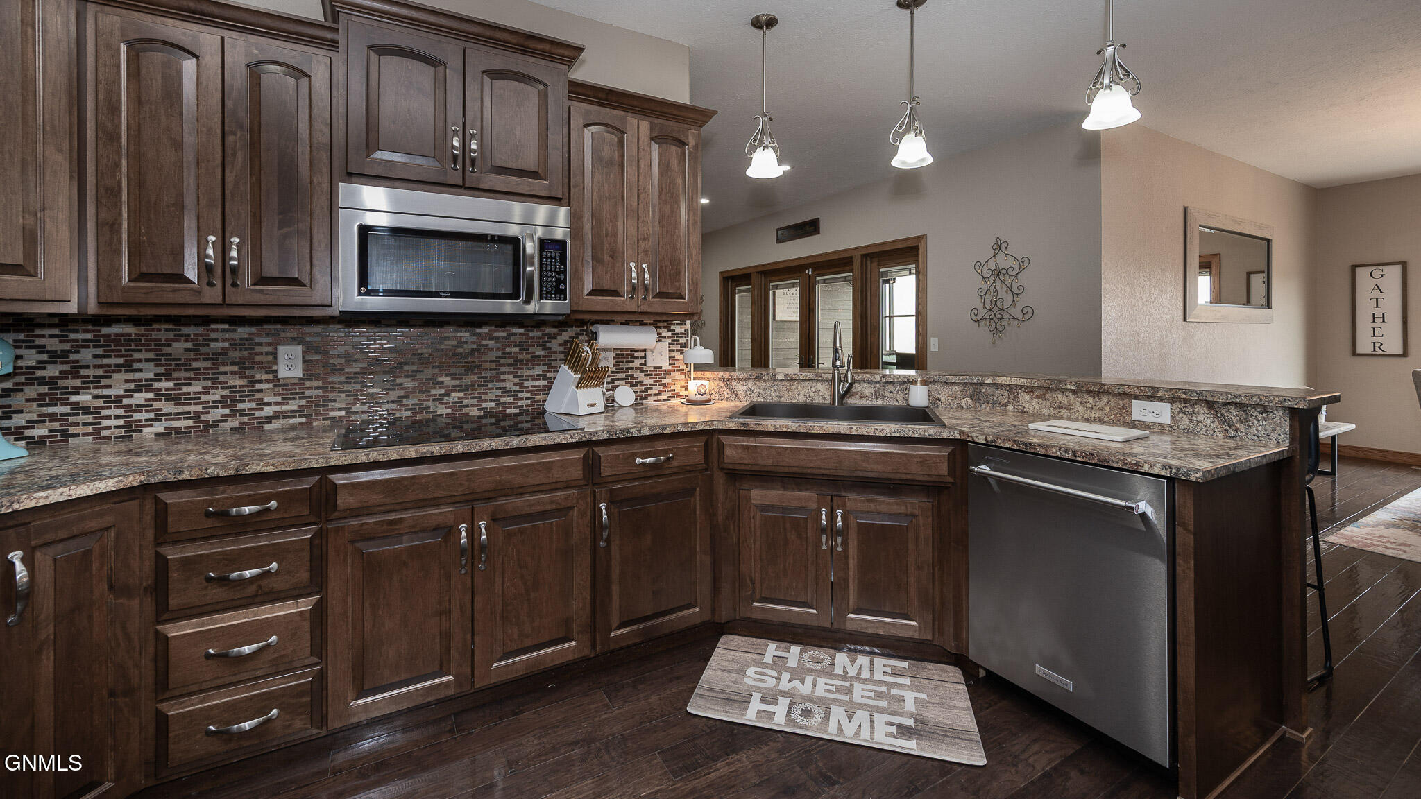 3727 Pebbleview Circle