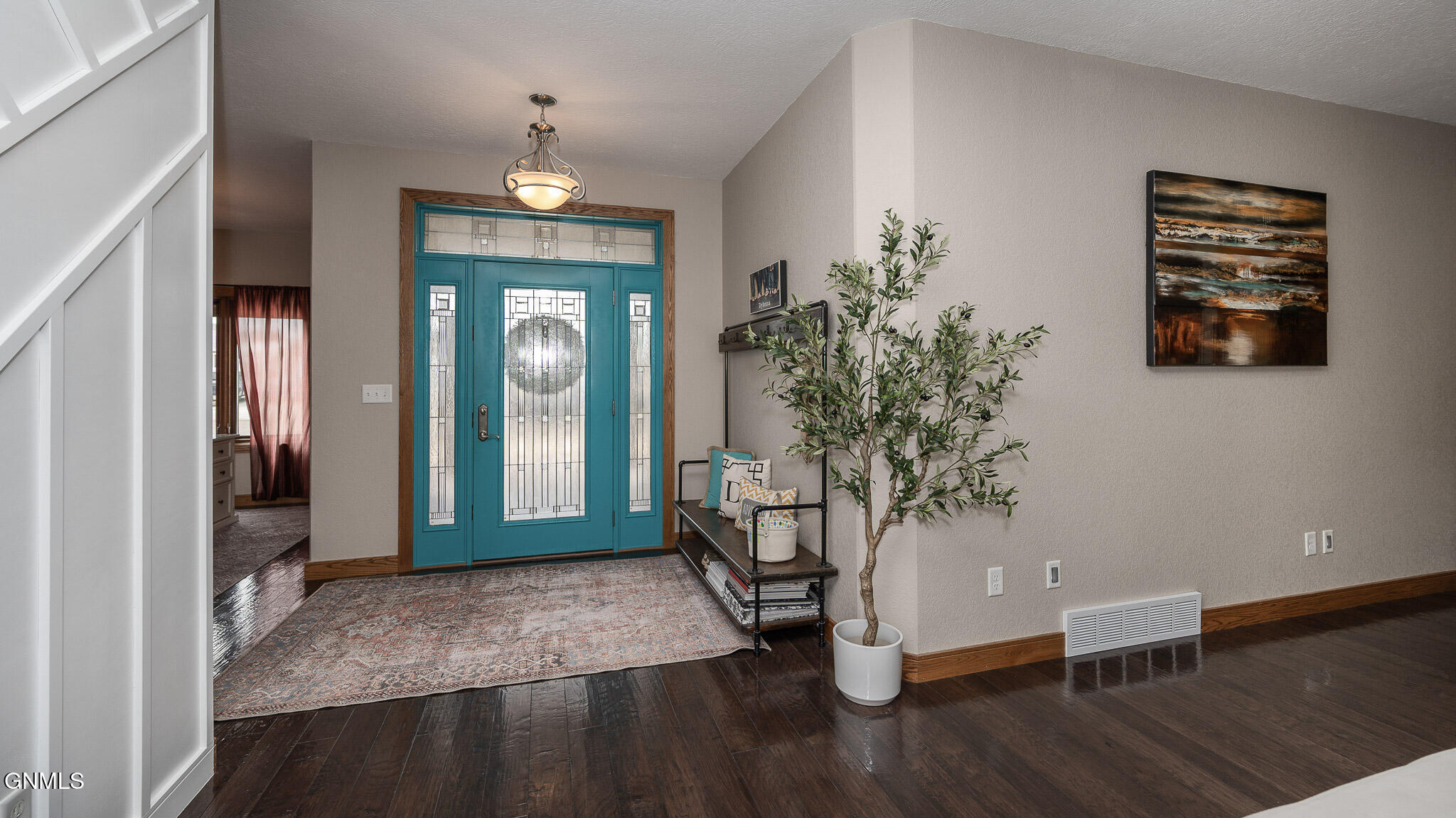 3727 Pebbleview Circle